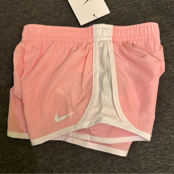 New! Nike Tempo Shorts Girls Size 2T Pink Athletic Dri Fit - Picture 4 of 9